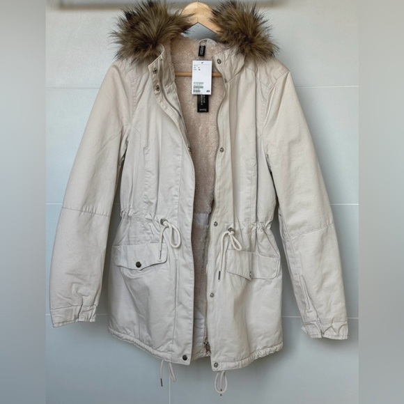 H&M Jackets & Blazers - H&M Faux Fur Hooded Parka Coat Beige / Cream Size 6